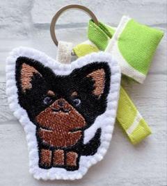 専用　ハンドメイド　刺繍　パグ　チャウチャウ　キーホルダー　ストラップ ハンドメイド 刺繍 柴犬 ストラップ ミニバッグキーホルダー