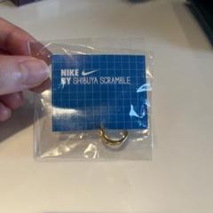 NIKE ナイキ アクセサリー ピアス 片耳スクランブルスクエア渋谷