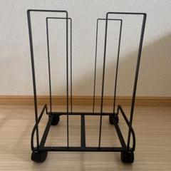キャスター付きダンボールストッカー