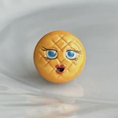 フランス　フェーブ　Galette jolie coeur ケーキ　顔