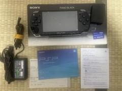 【お得】SONY PSP-2000 ピアノブラック 8GBメモリー&予備電池付き