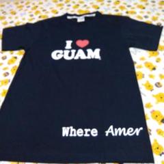I♥GUAMの黒地に白地に大きくロゴがプリントのレディースの半袖のT シャツです