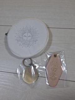 Aimer キーホルダー　限定グッズ 71xjXuCm+YL._AC_SY200_QL15_.jpg