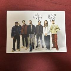 マルーン5 直筆サイン レア マルーン5 直筆サインCD maroon 5 hands all over - メルカリ