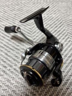 値下げ中！Vanquish 1000S スピニングリール ブラック/ゴールド Amazon | シマノ(SHIMANO) スピニングリール トラウト 17 ヴァン