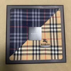 BURBERRY チェック柄ハンカチ ネイビー/ベージュ