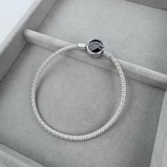 【PANDORA】オーガニック シェイプ バングル 17cm PANDORA】オーガニック シェイプ バングル 17cm