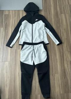 ★未使用品★ナイキ テックフリース 上下セット 上Mサイズ 下Sサイズ 完売品 ナイキ テックフリース 上下 Sサイズ 新品 グレー ジップ
