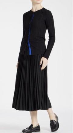 Paul Smith ブラック サイドプリーツスカート 日本製 R49 Paul Smith ブラック サイドプリーツスカート 日本製 R49