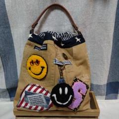 ハンドメイド リメイク 巾着バッグ ビンテージ缶バッジ付き✩.*˚ ハンドメイド レジ袋型 バッグ usedスウェット リメイク