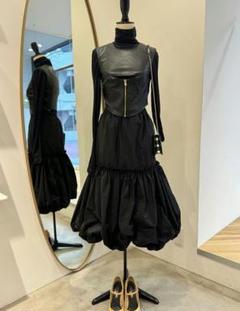 新品タグ付き☆meimeij バルーンタフタスカート 新品タグ付き☆meimeij バルーンタフタスカート - メルカリ