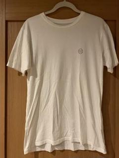 UNIFORM EXPERIMENT ホワイト Tシャツ UEロゴ入りのサムネイル