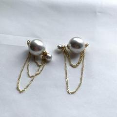 パールチェーンピアス