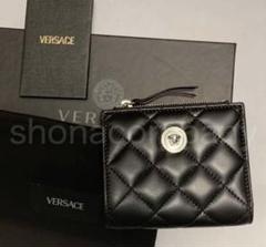 【極美品】ヴェルサーチ　2つ折り財布 コンパクトウォレット　メデューサ VERSACE ヴェルサーチ 財布 2つ折り財布 メデューサ ブランド