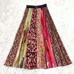 【極美品】MSGM 花柄　ロングスカート　マルチプリント　プリーツ 極美品】MSGM 花柄 ロングスカート マルチプリント プリーツ