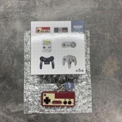 ニンテンドーミュージアム　ゲームハードキーホルダーコレクション　ファミコン