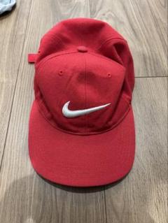 Nike 赤 グレー スポーツキャップ 90年代　ビンテージ品　コレクション Nike 赤 グレー スポーツキャップ 90年代 ビンテージ品