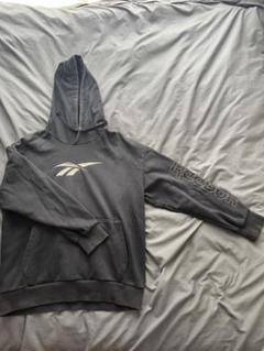 Reebok ブラック パーカー