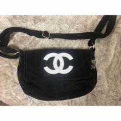 BTSテテ着用！CHANEL ショルダーバッグのサムネイル