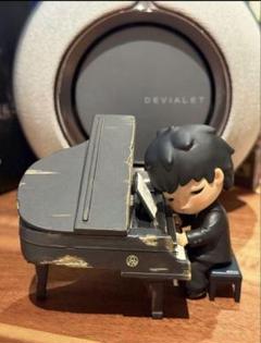ポップマート Hirono The Pianist Figure 2個