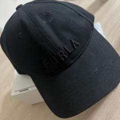 FURLA ブラック ベースボールキャップ