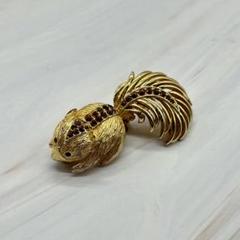 希少 BOUCHER ブーシェ vintage ブローチ カメ
