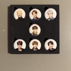 BTS ユンギセット バラ売り⭕️(うちわ フラグ 缶バッジ バッジ) おまけ付き BTS 花様年華 PIN BUTTON SET 缶バッジ - メルカリ