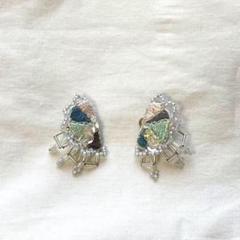 刺繍ビーズ ノンホールピアス
