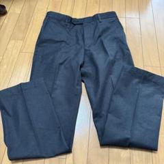 Burberry ダークグレー スラックス バックジッパーポケット付き