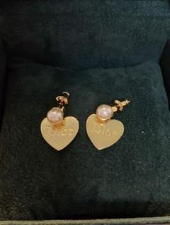 Diorピアス 1.5cm*1.5cm