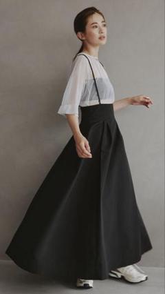 【東原亜希さん着用】 emmi エミシルバーラメ　タイト ロングスカート　新品 ♥東原亜希さん着用♥ 6月WEB ALBUM配信スタート！ | myst-blog