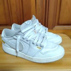 AIR JORDAN 1 KO LOW × UNION セイル 24.5のサムネイル