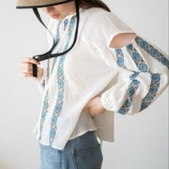 Ungrid - ♡刺繍ブラウス♡ ungrid☆ スパンコールエンブロイダリーブラウス☆刺繍ブラウス