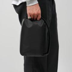 DECI レザーストラップブラック レザー コインケース ovy