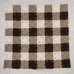 マルチカバー ハンドメイド かぎ針編み ブロックチェック 手編み ナチュラル