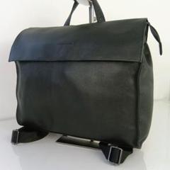 極美品✨近年✨️イアパピヨネ スクエアリュック 牛革 軽い A4可 ブラック