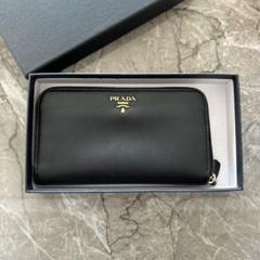 PRADA 二つ折り ブラック 二つ折り財布 サフィアーノ｜Yahoo