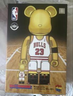 BE@RBRICK Michael Jordan 100% & 400%のサムネイル