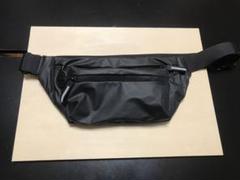 極美品！　ウエストポーチ　黒　ターポリン　軽い　ランニングに最適