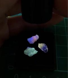 【特価⭐︎】北海道産蛍光オパール細石(ルースケース入り) ⑦