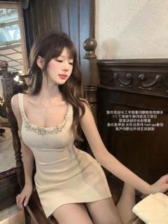 胸元が可愛い❤️ミニワンピース 春夏コーデ 女子会 デートにも最適