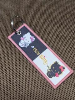⭐レア⭐HELLO KITTY 天使と悪魔キーホルダー - メルカリ