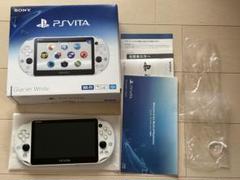 PlayStation®Vita（PCH-2000シリーズホワイト本体） Amazon | PlayStation Vita Wi-Fiモデル ホワイト (PCH-2000ZA12