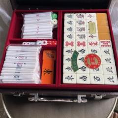 麻雀牌セット 青いケース付き 【未使用品】 374608f45c0ed7241a70621315b647