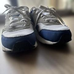 NIKE AIR キッズ　22.5cm ホワイト系