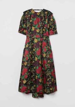 注目ブランド コレクションワンピース 36 archives 【美品】toga 秋田市 ARCHIVES】着用一度のみ:大理石ワンピース/サイズ2 【TOGA ひざ丈ワンピース