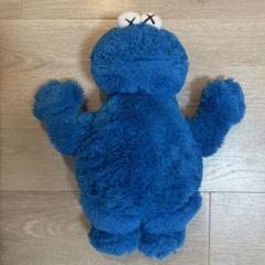 r*n様 UNIQLO×KAWS×セサミストリート　コラボぬいぐるみ ユニクロのKAWS×セサミストリートのぬいぐるみの全貌が明らかに