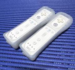【特価品】wiiリモコン（白）カバー付き2本 除菌/清掃/動作確認済みセットのサムネイル