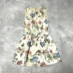 2025年最新】alice+olivia ワンピースの人気アイテム - メルカリ