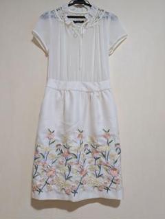 新品同様!LEST ROSE AMIE☆フラワー刺繍ワンピース/ホワイトのサムネイル